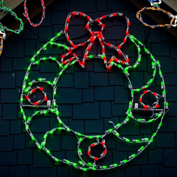 LED C7 WREATH W/ BERRIES #LED-C7WRB200
